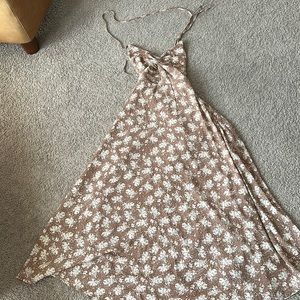 Lulus Picturesque Moments Brown Floral Print Strappy Maxi Dress